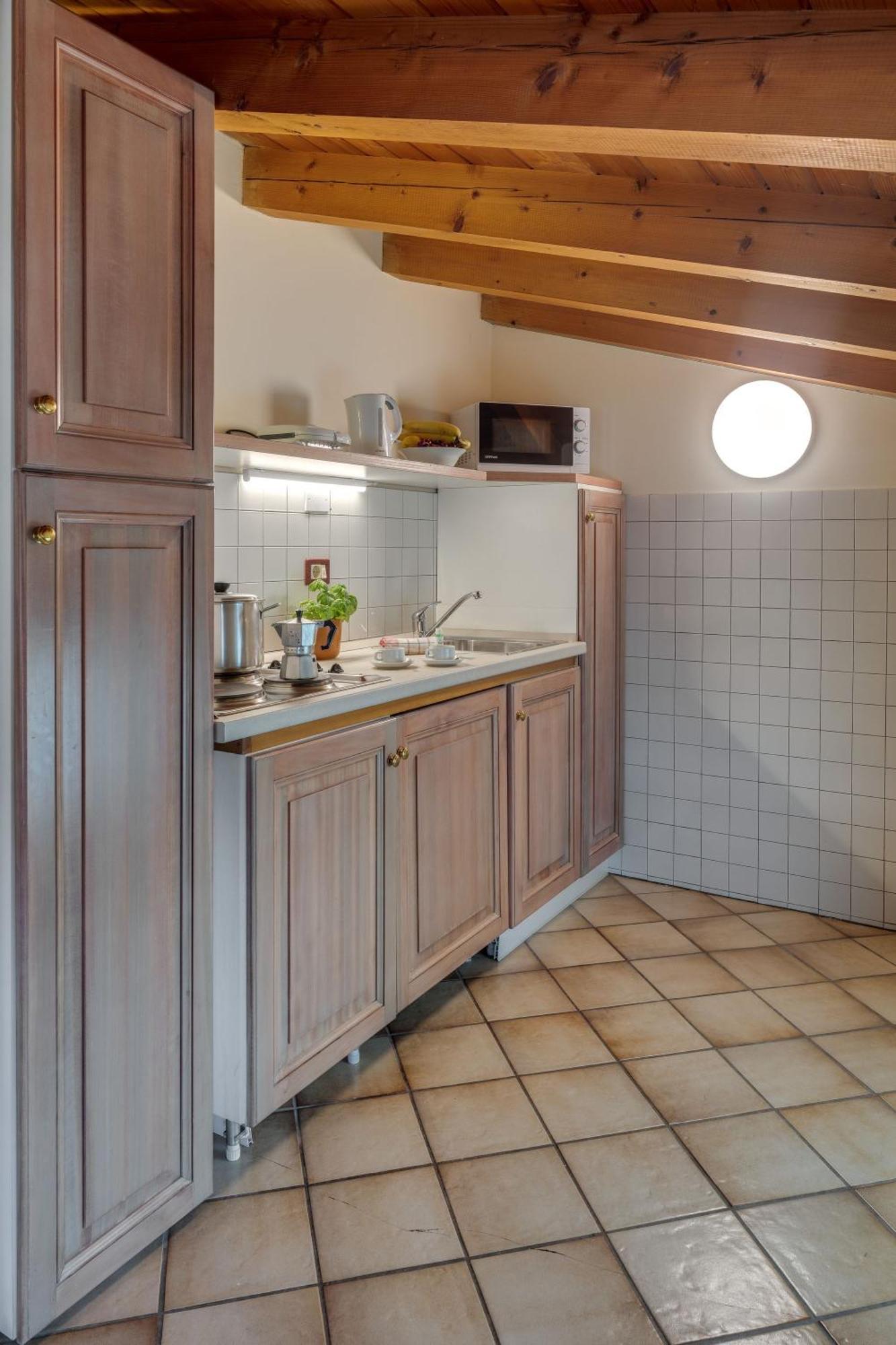 Residence La Filanda Костермано Экстерьер фото